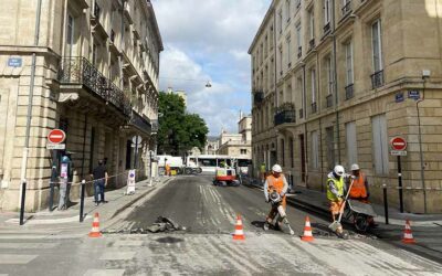 Réaliser des travaux d’enrobé mécanique en plein centre ville