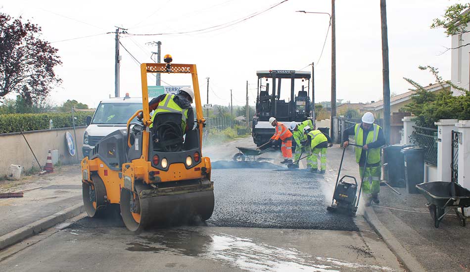 Rabotage de chaussée puis enrobés à Eysines (33)